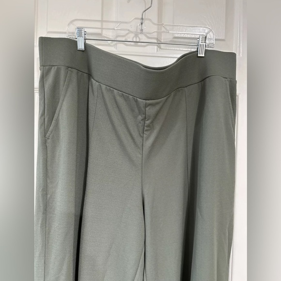 Isaac Mizrahi 2X Petite Pebble Knit Overlapping Wide Leg Pant Deep Olive NWD - Picture 2 of 10